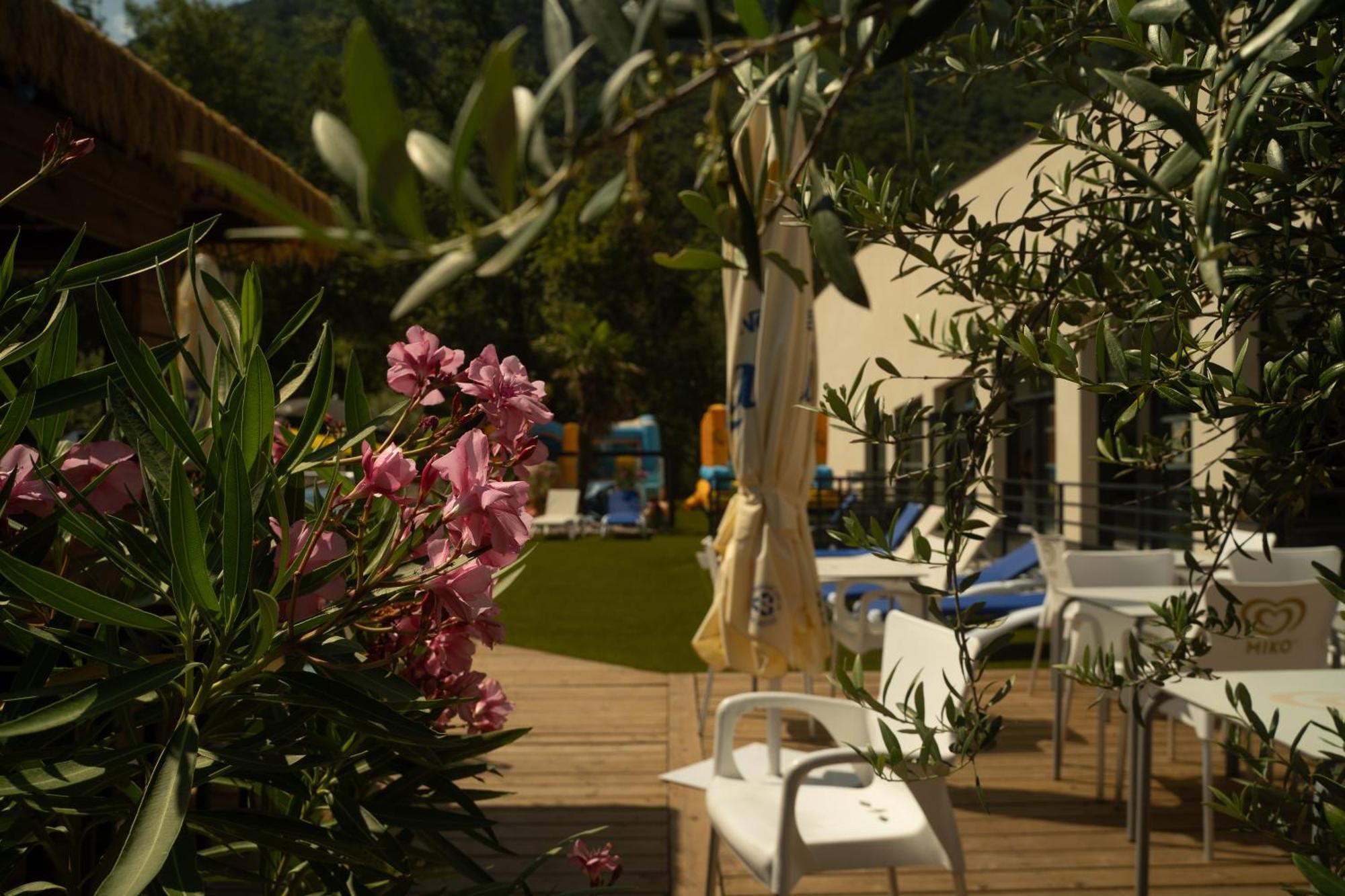 Camping Paradis La Marmotte Ax-les-Thermes Exterior foto