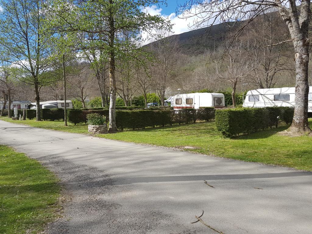 Camping Paradis La Marmotte Ax-les-Thermes Exterior foto